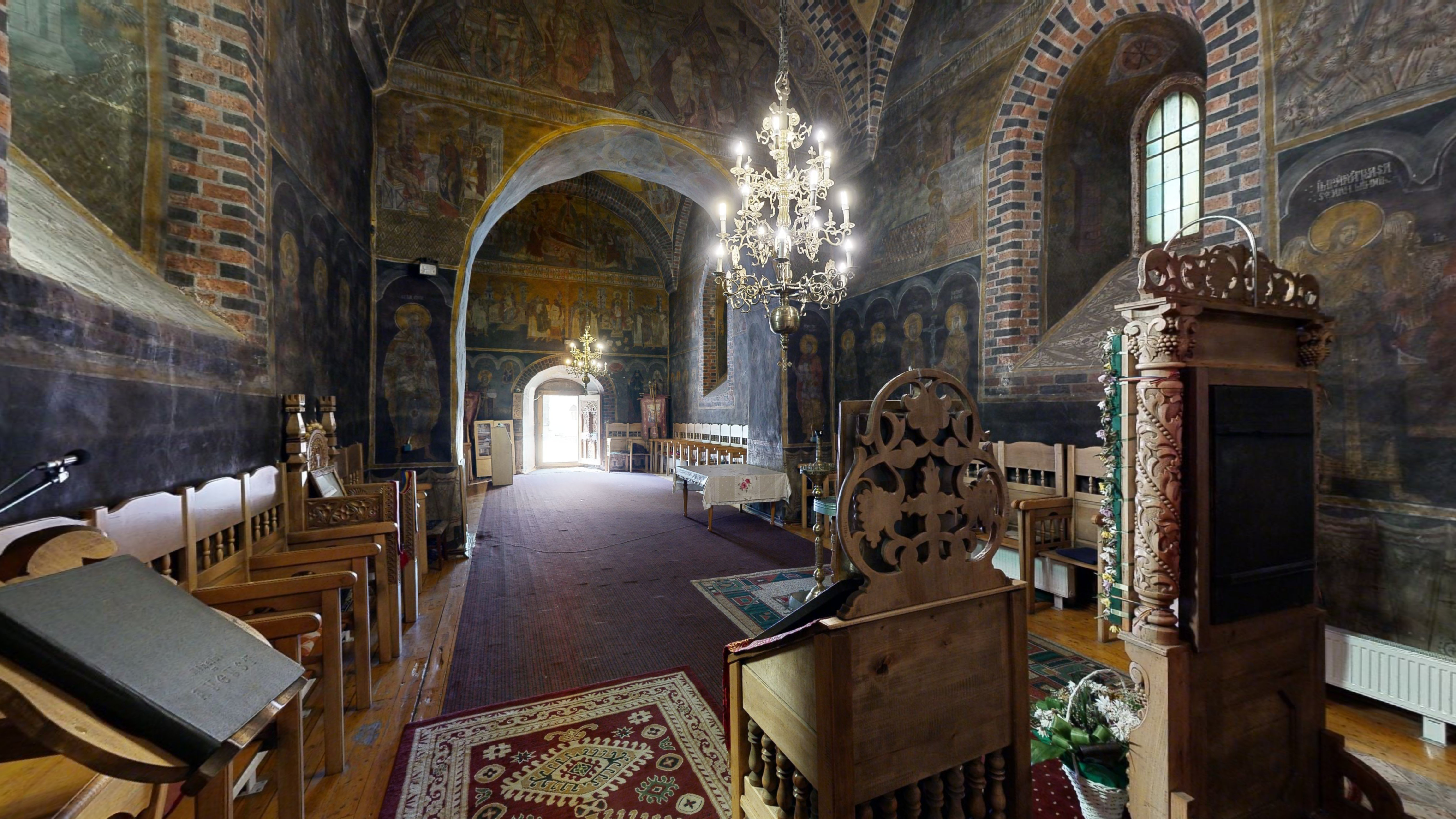 Biserica-Cuvioasa-Parascheva-si-ruinele-Beciului-Domnesc-din-Cotnari-09232023_214549