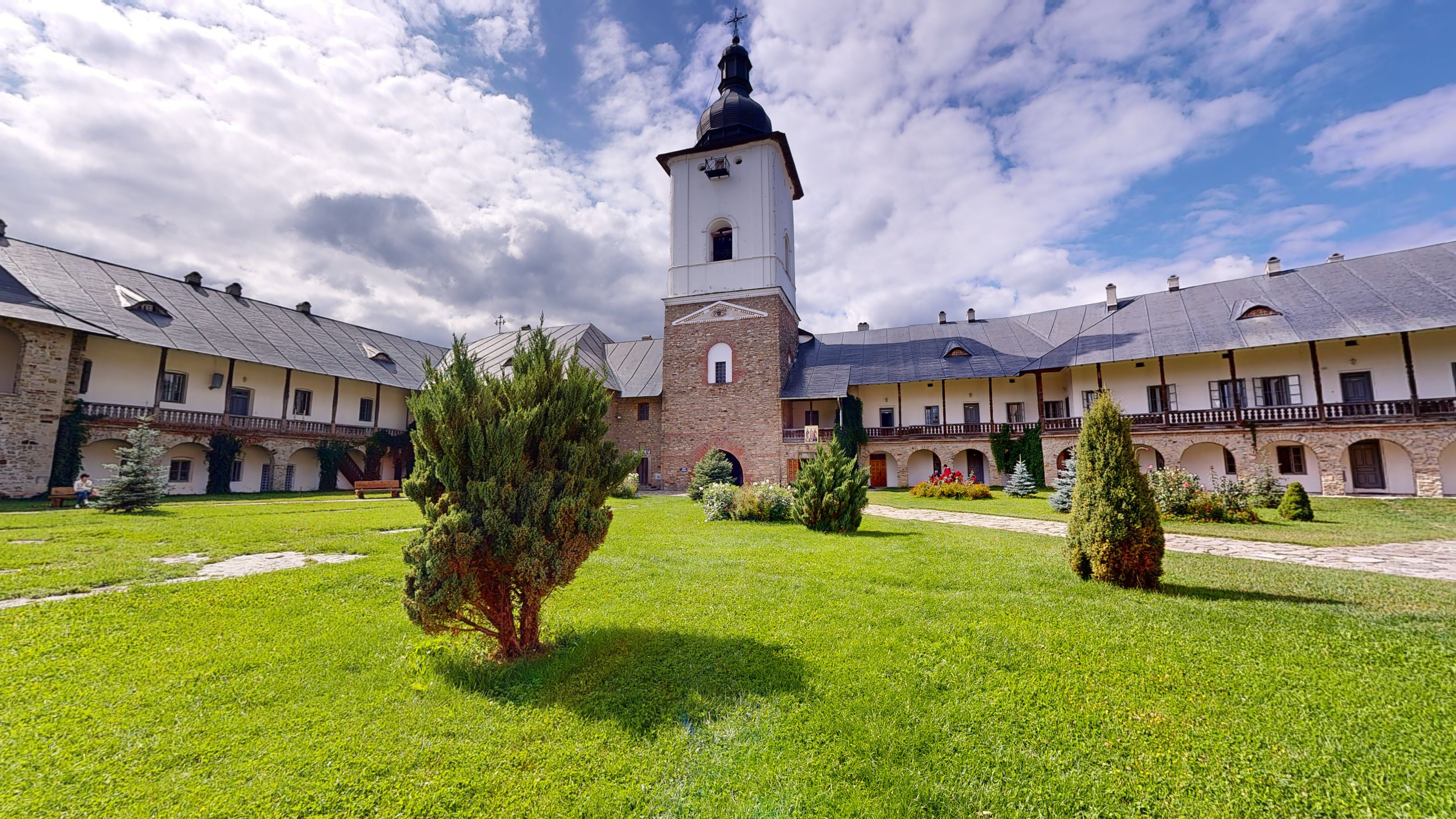 Manastirea-Neamt-10142023_232154