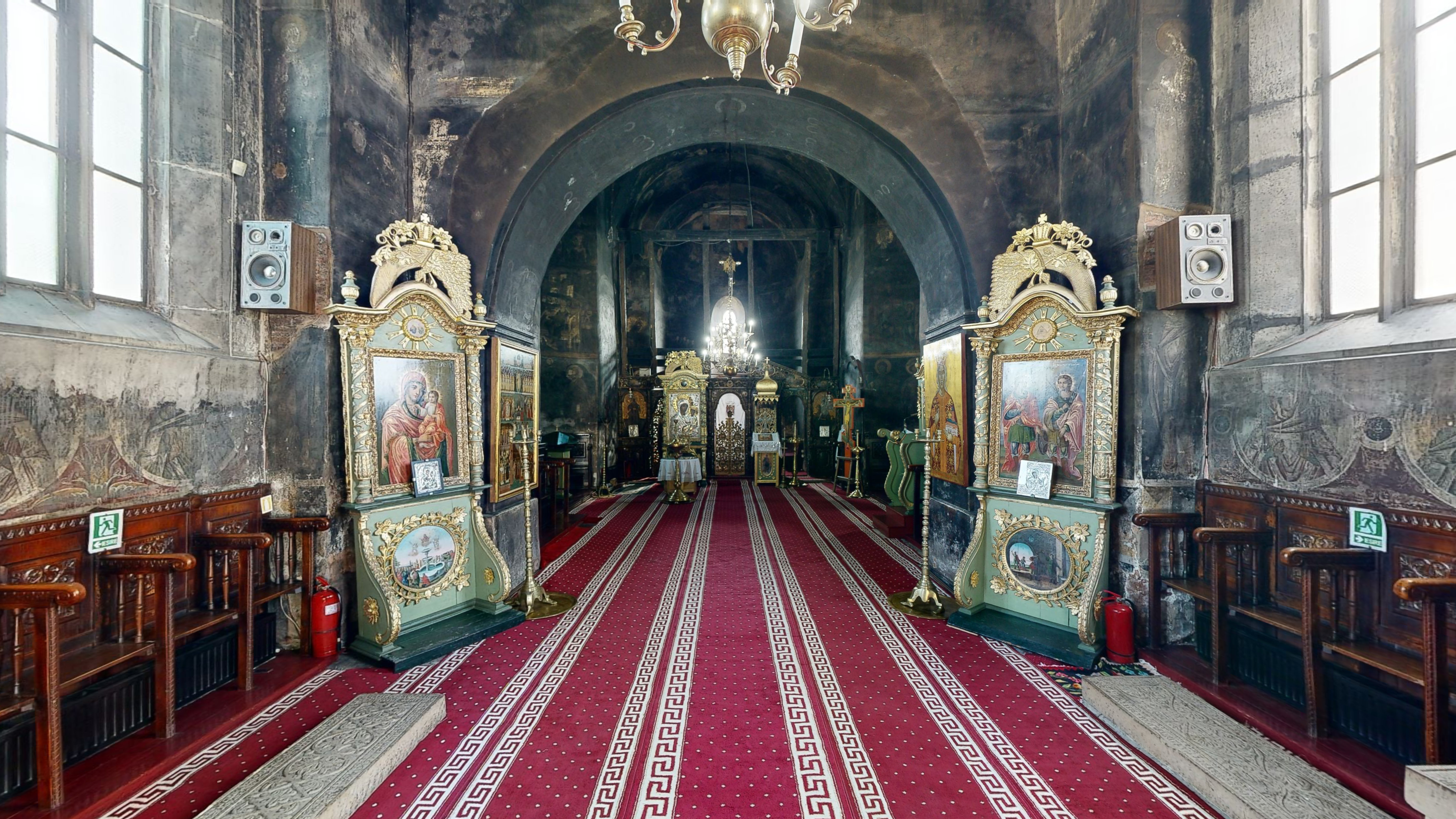 Biserica-Sfantul-Gheorghe-din-Harlau-09232023_195800