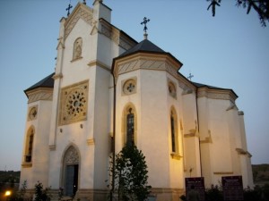 Ansamblul-Manastirii-Floresti
