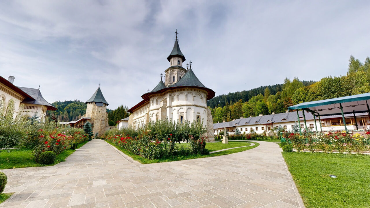 Mănăstirea Putna – Biserica „Adormirea Maicii Domnului”